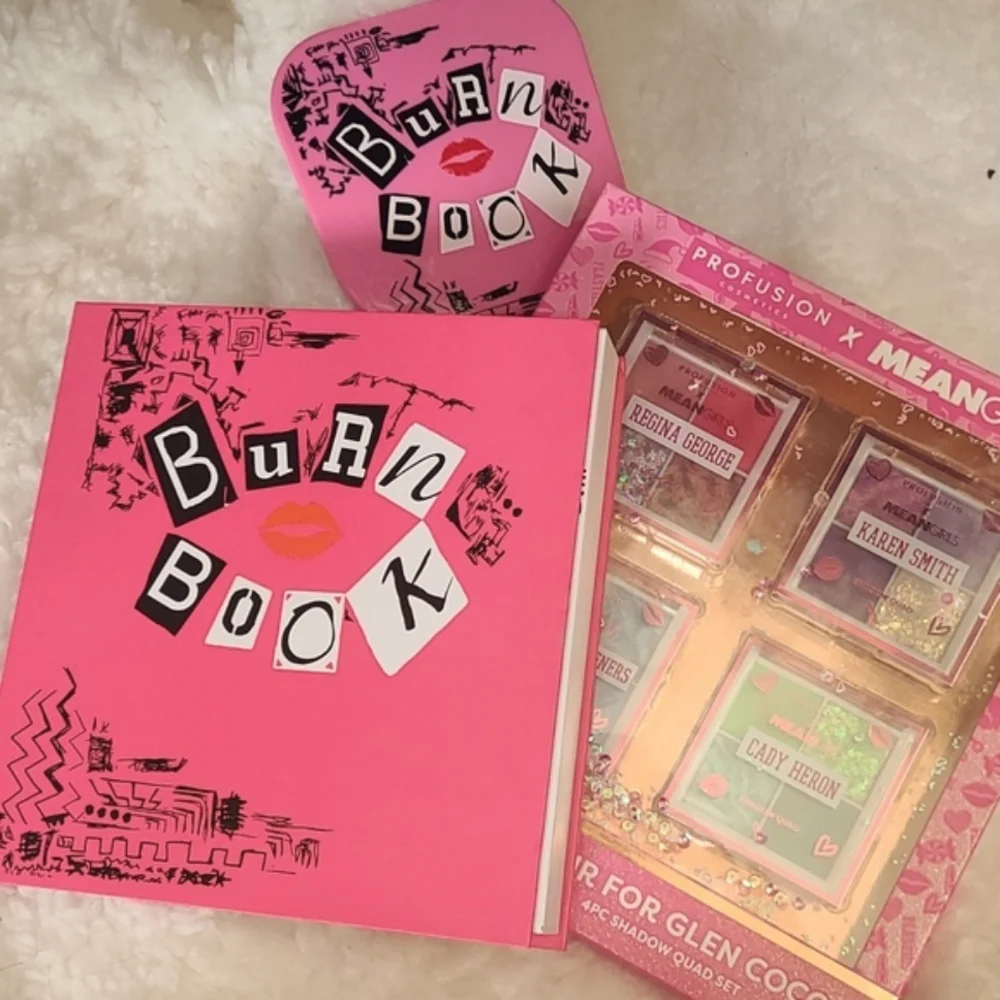 Mean Girls Burn Book Makeup Brush Set 💋